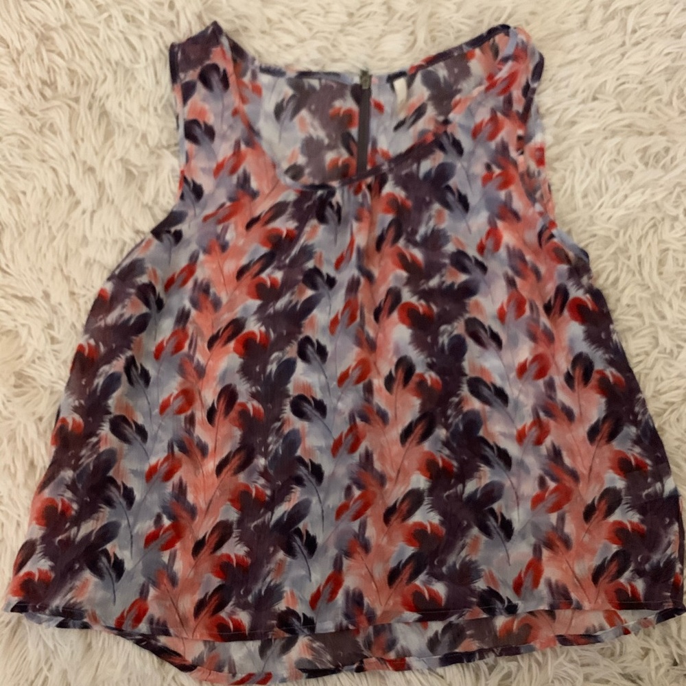 Top size medium